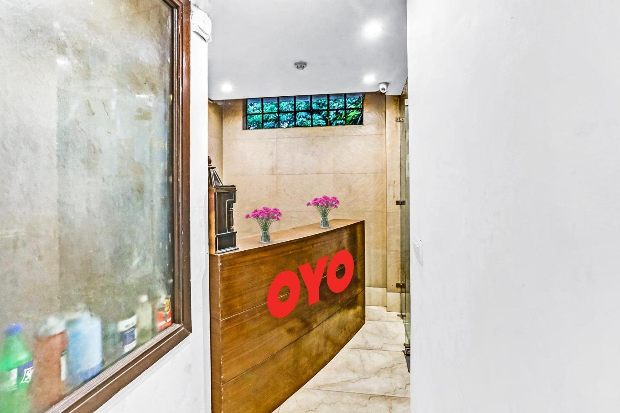 Hotel O Jangpura 4*